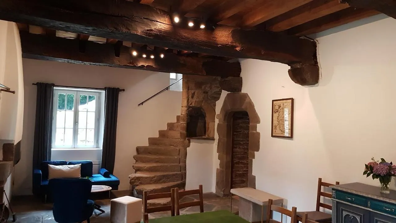 Holiday home Moulin De Lossulien Le Relecq-Kerhuon